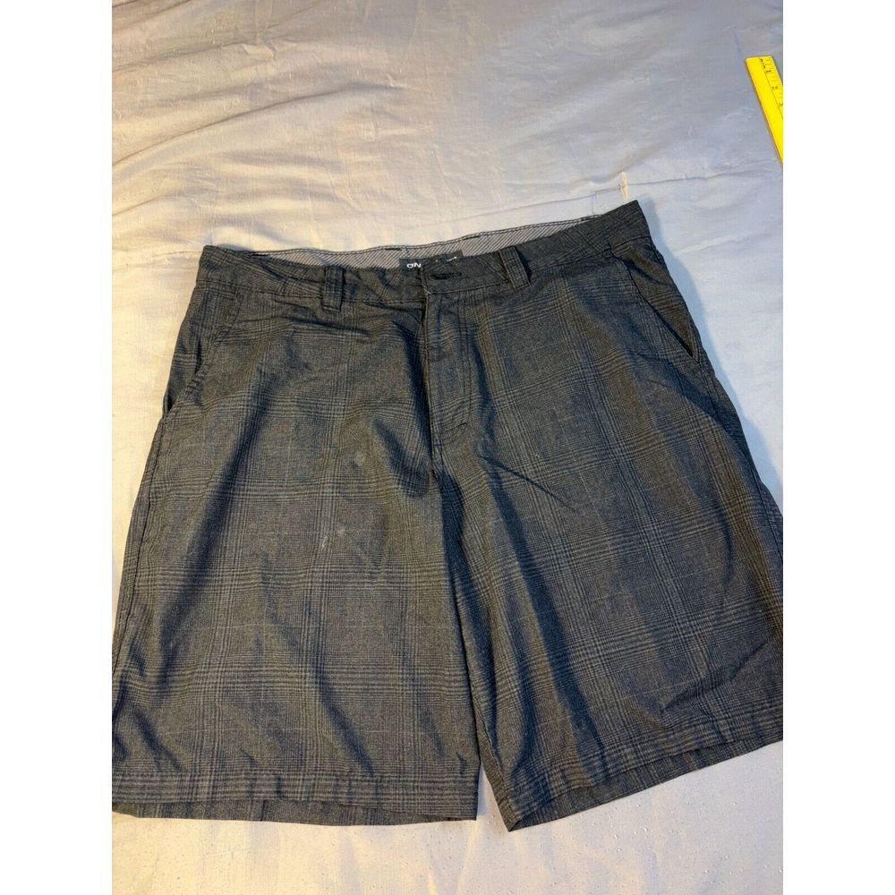 O'Neill Chino Shorts Mens Sz 36 Black Plaid Polyester Pockets Flat Front Regular